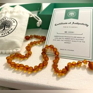 Amber Teething Necklace NWOT
